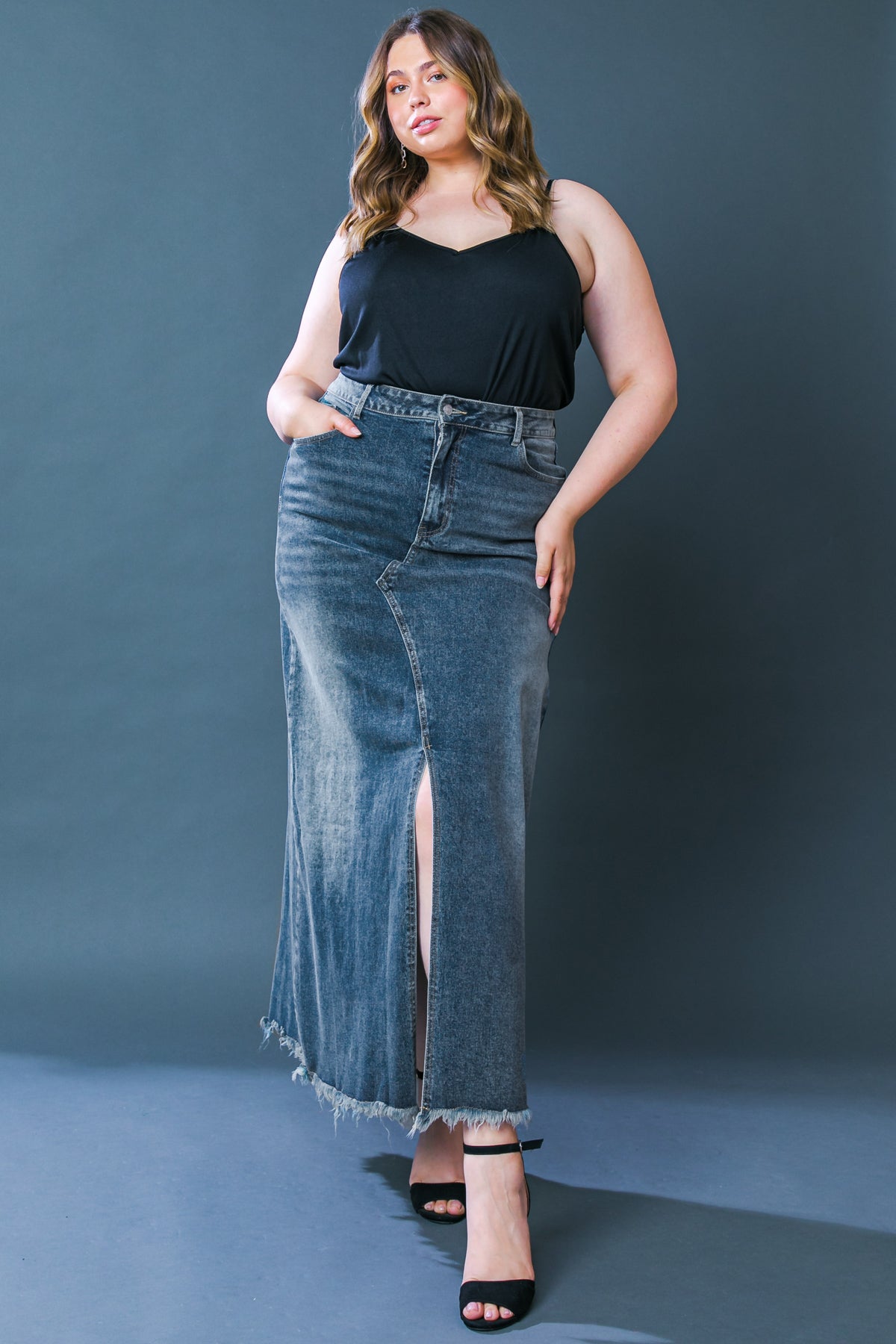 Denim curvy skirt